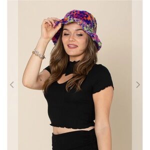 Brand new never worn. Rave attire. Music festival ladies!!